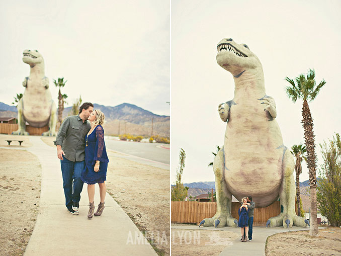 dinosaur_engagement_portraits_desert_windmills_amelia_lyon_photography0004.jpg