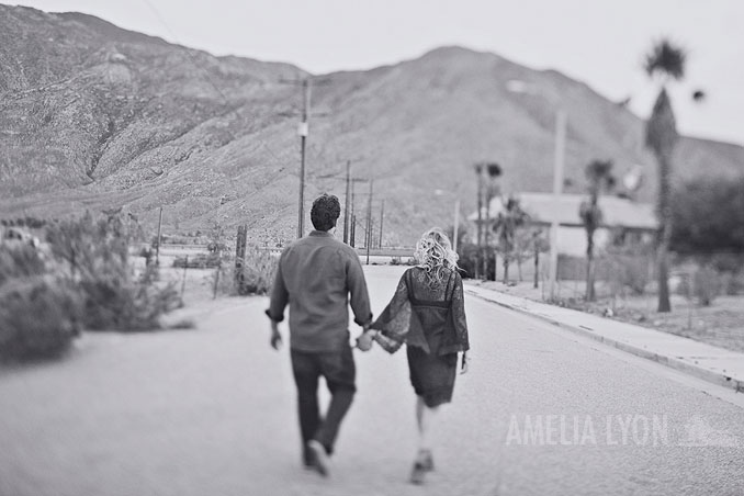 dinosaur_engagement_portraits_desert_windmills_amelia_lyon_photography0007.jpg