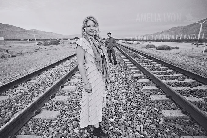 dinosaur_engagement_portraits_desert_windmills_amelia_lyon_photography0017.jpg