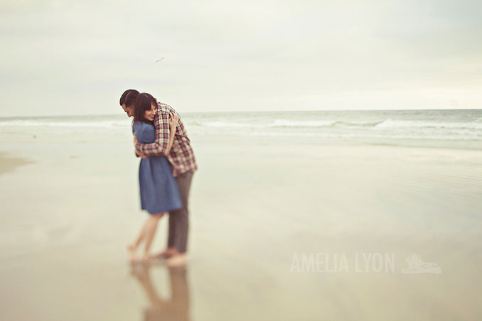 engagementsession_newportbeach_california_pier_amelialyonphotography_012.jpg