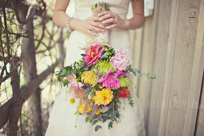 ojai_wedding_californiawedding_amelialyonphotography_gbwed_colorfulwedding_014.jpg