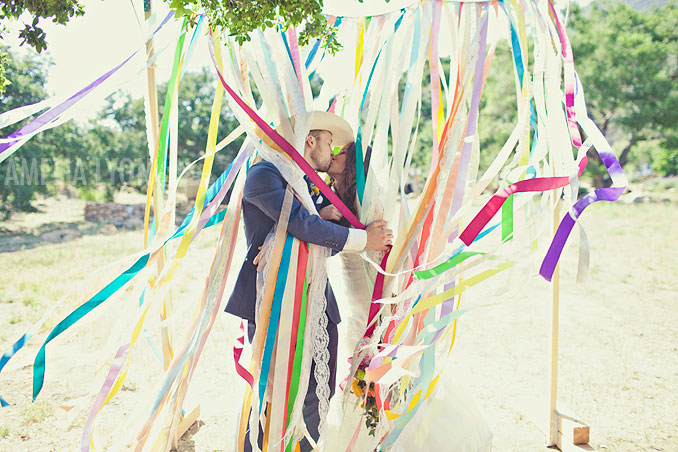 ojai_wedding_californiawedding_amelialyonphotography_gbwed_colorfulwedding_024.jpg