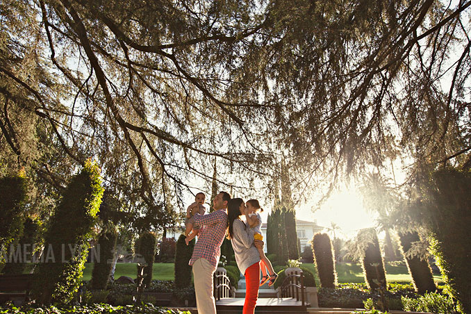 pasadena_familyportraits_amelialyonphotography_edrisfamily_008.jpg