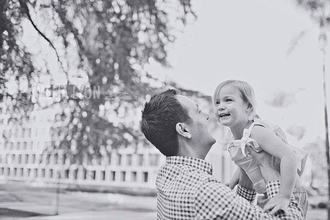 pasadena_familyportraits_amelialyonphotography_edrisfamily_017.jpg