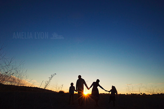 sloan_family_portraits_parkinggarage_amelialyonphotography_orangecounty013.jpg